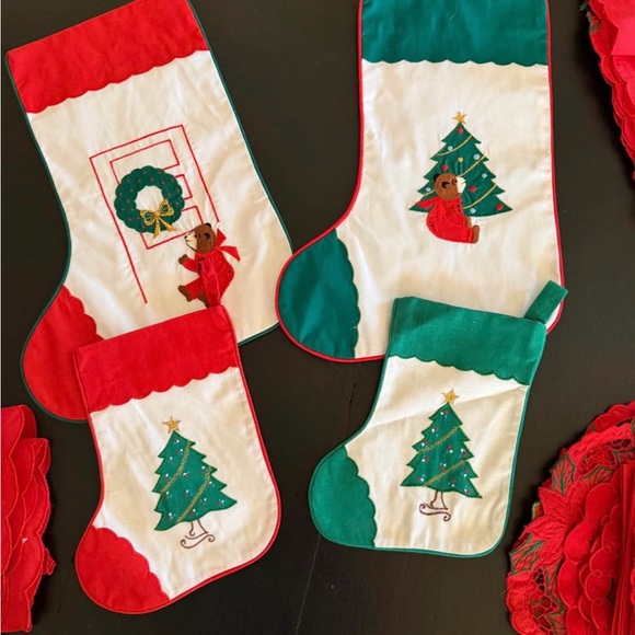 Festive Red Holiday Decor Set - Picture 4 of 8